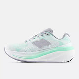 Women's New Balance 860 15