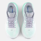 Women's New Balance 860 15